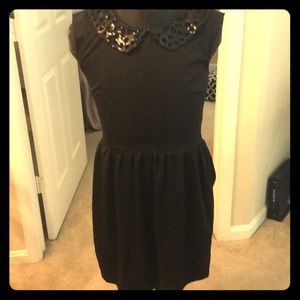 Little black dress w/collar accent.